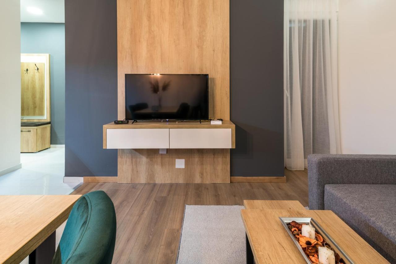 Daisy Resort Novi Sad Esterno foto