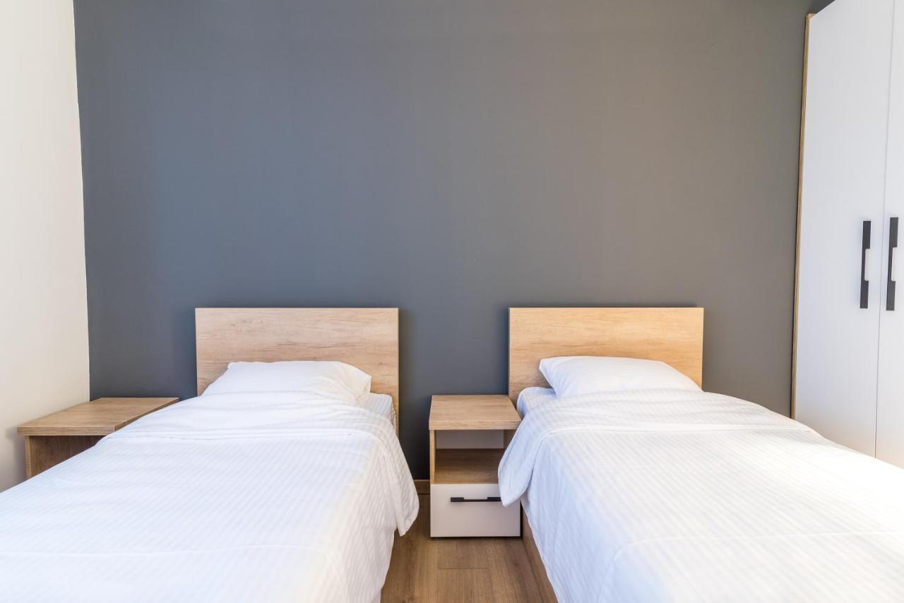Daisy Resort Novi Sad Esterno foto