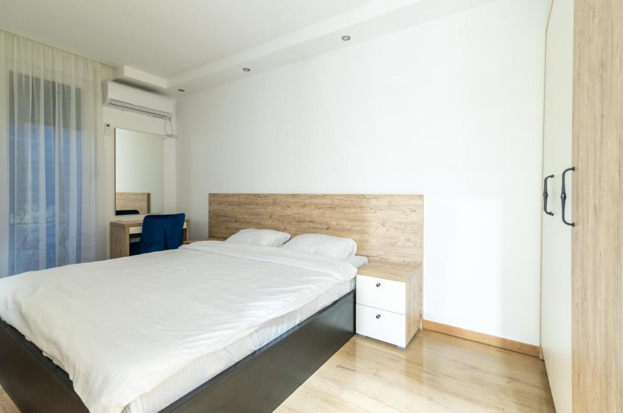 Daisy Resort Novi Sad Esterno foto
