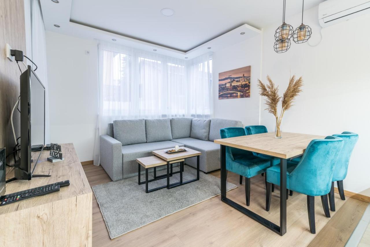 Daisy Resort Novi Sad Esterno foto